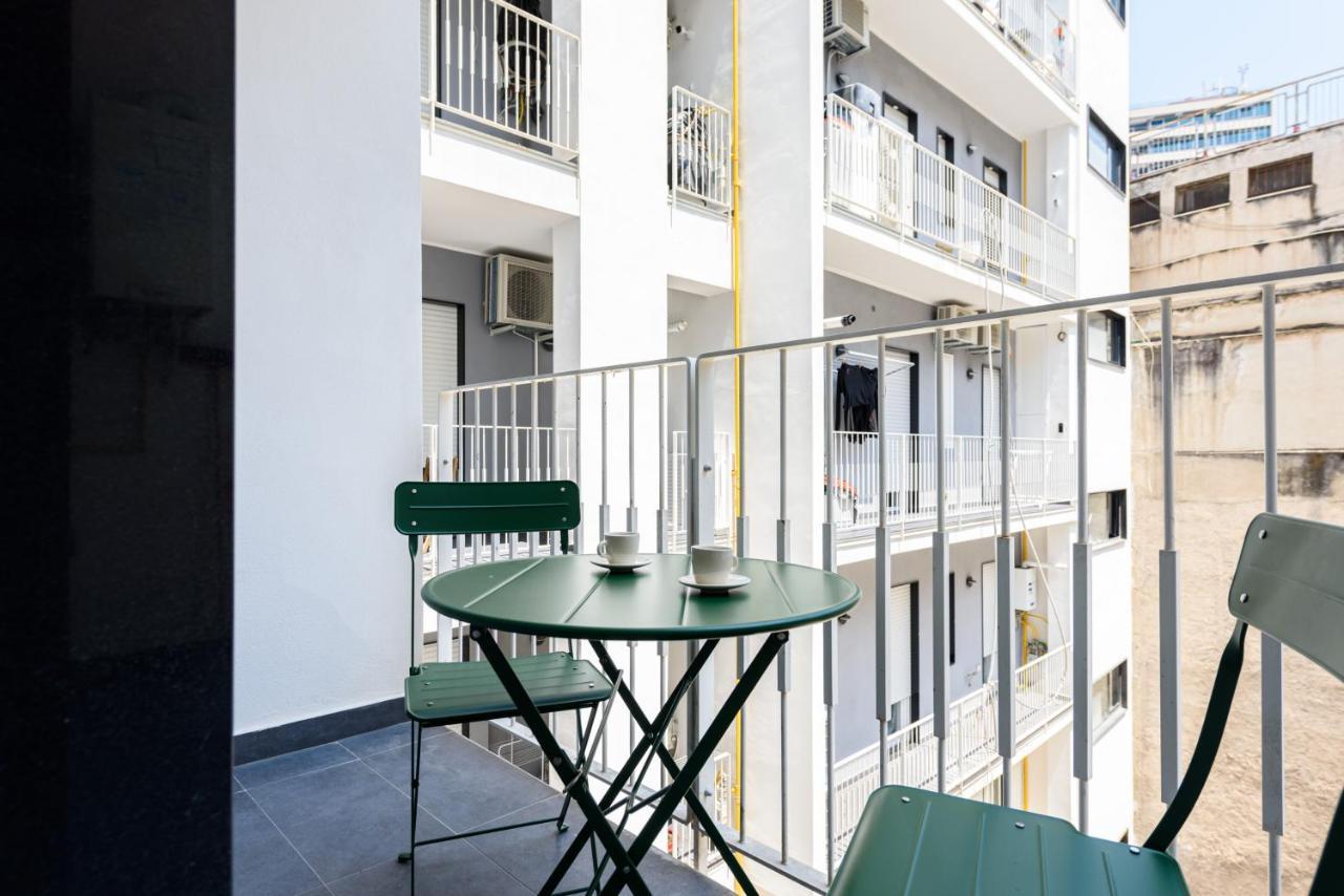 Tommaseo Seaside Apartments เนเปิลส์ ภายนอก รูปภาพ